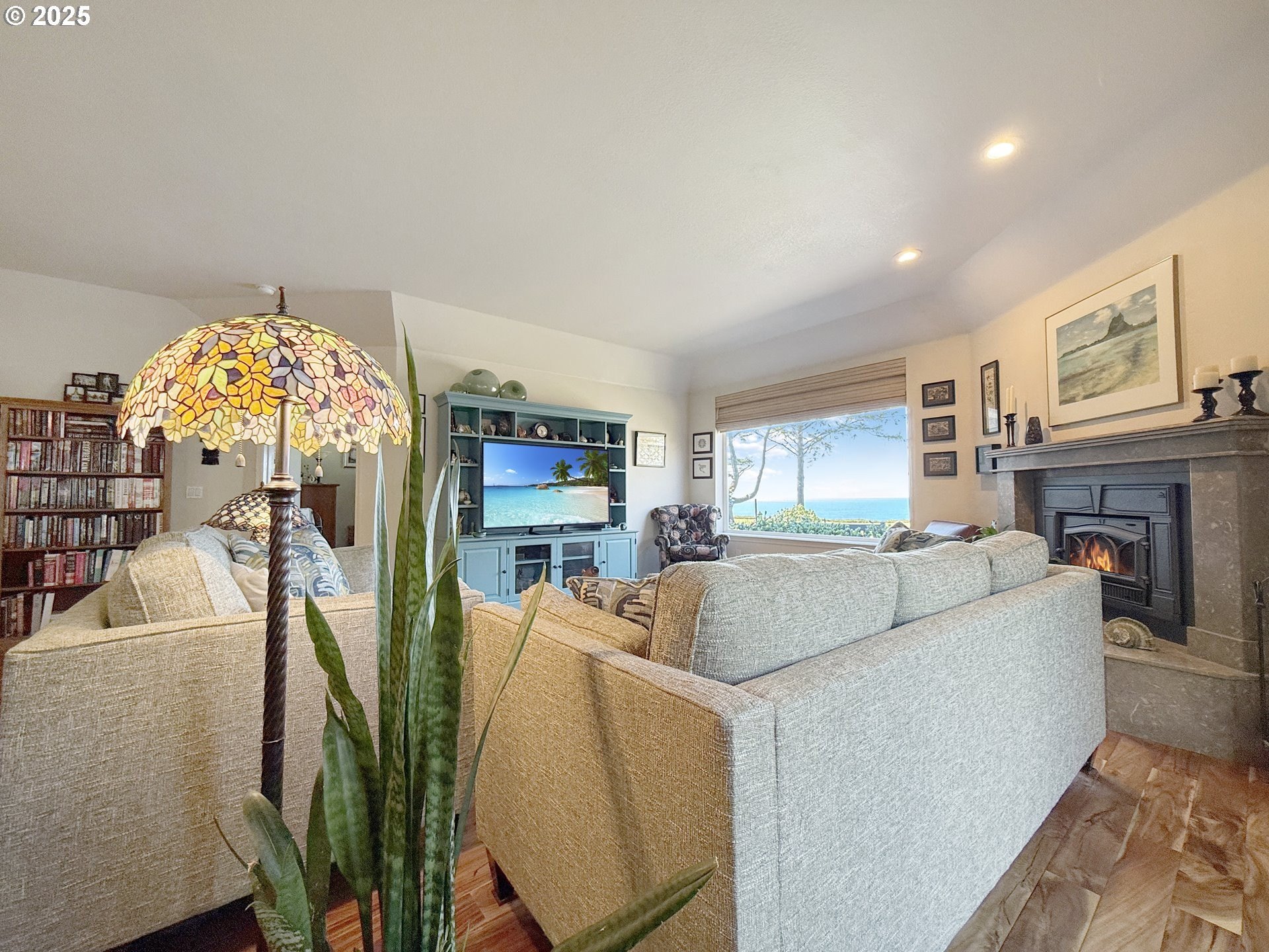 Brookings, Oregon, 97415, United States, 2 Bedrooms Bedrooms, ,2 BathroomsBathrooms,Residential,For Sale,1920315