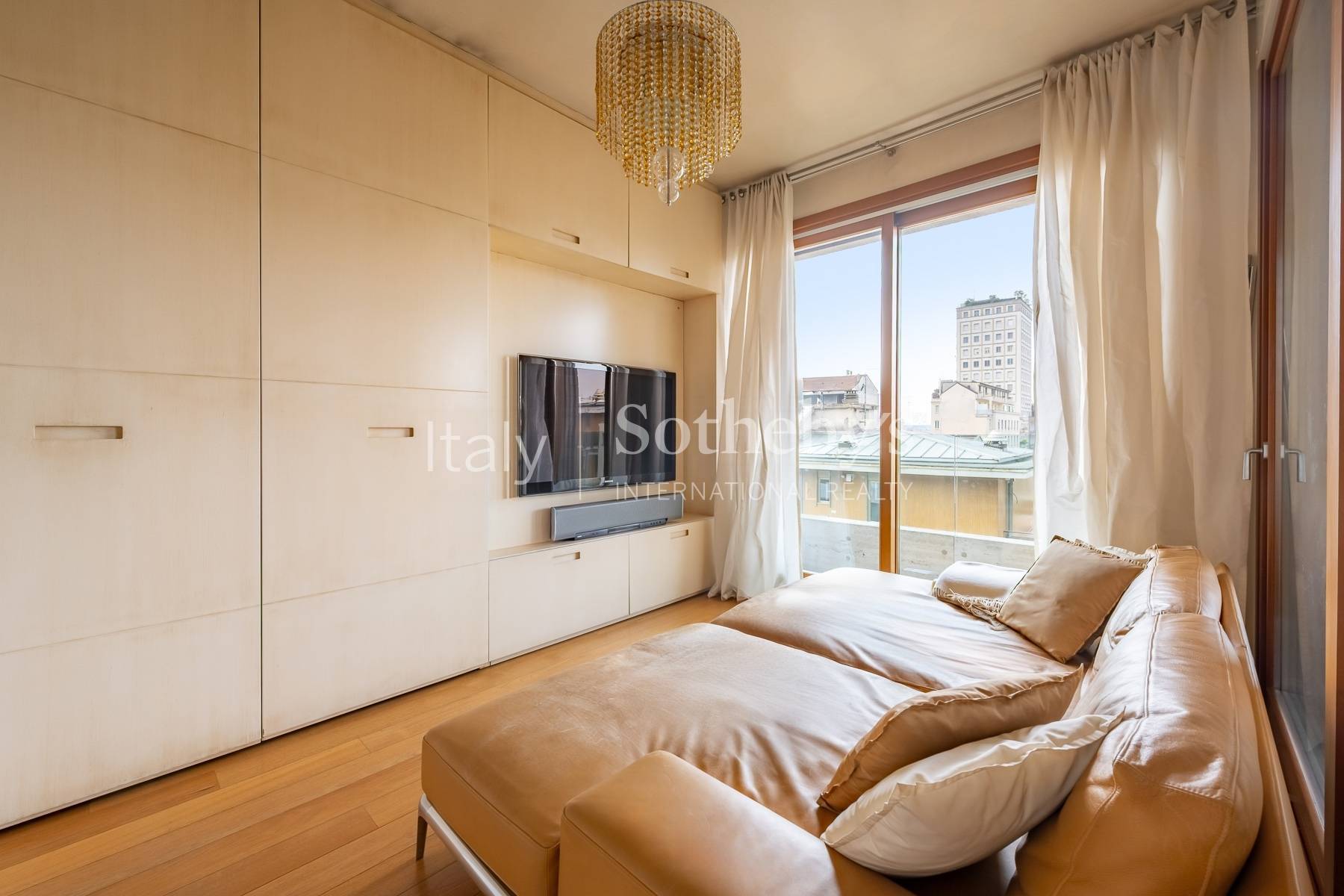  Elegant and bright penthouse in central area - 物件實景