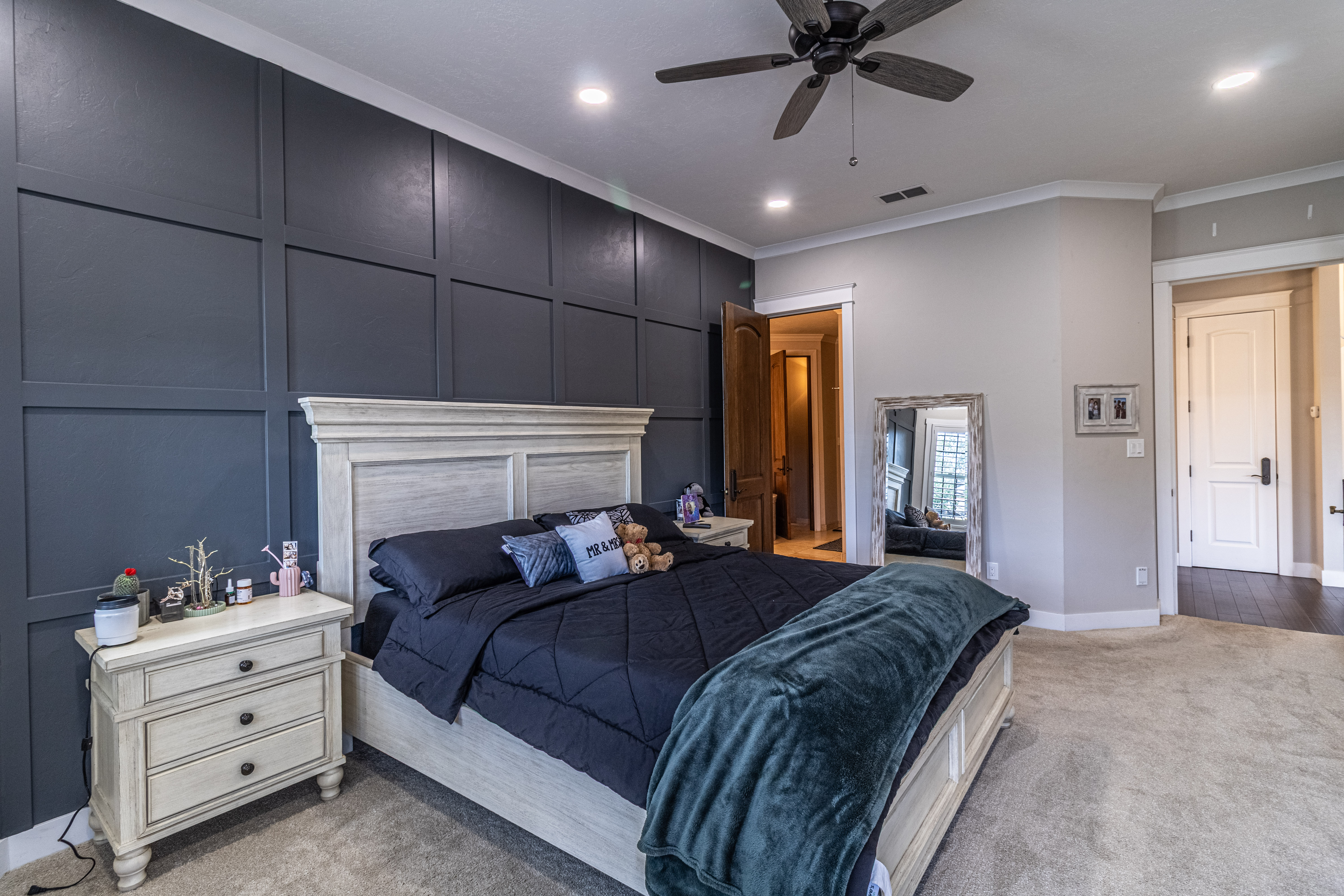 Farmington, New Mexico, 87401, United States, 4 Bedrooms Bedrooms, ,5 BathroomsBathrooms,Residential,For Sale,1942603