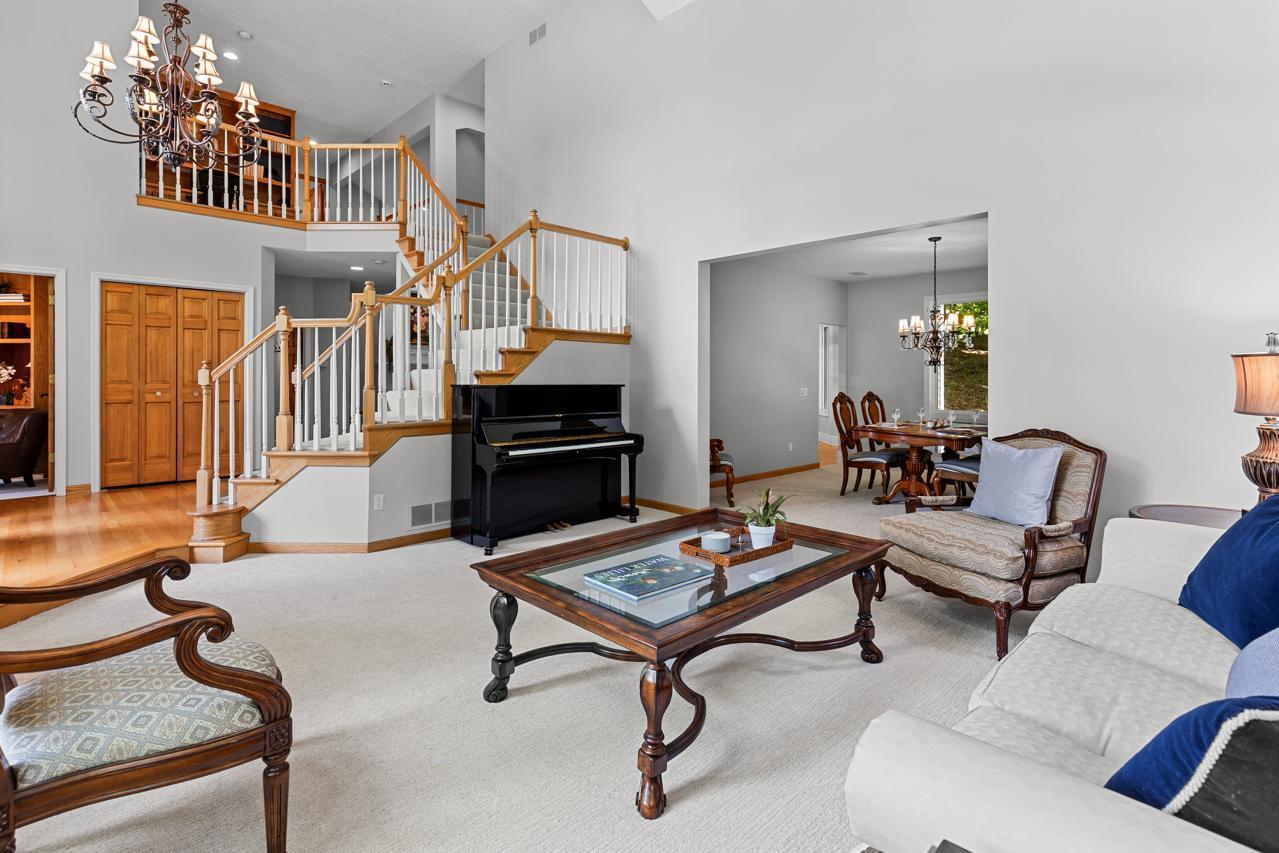 Chanhassen, Minnesota, 55317, United States, 5 Bedrooms Bedrooms, ,3 BathroomsBathrooms,Residential,For Sale,1926226