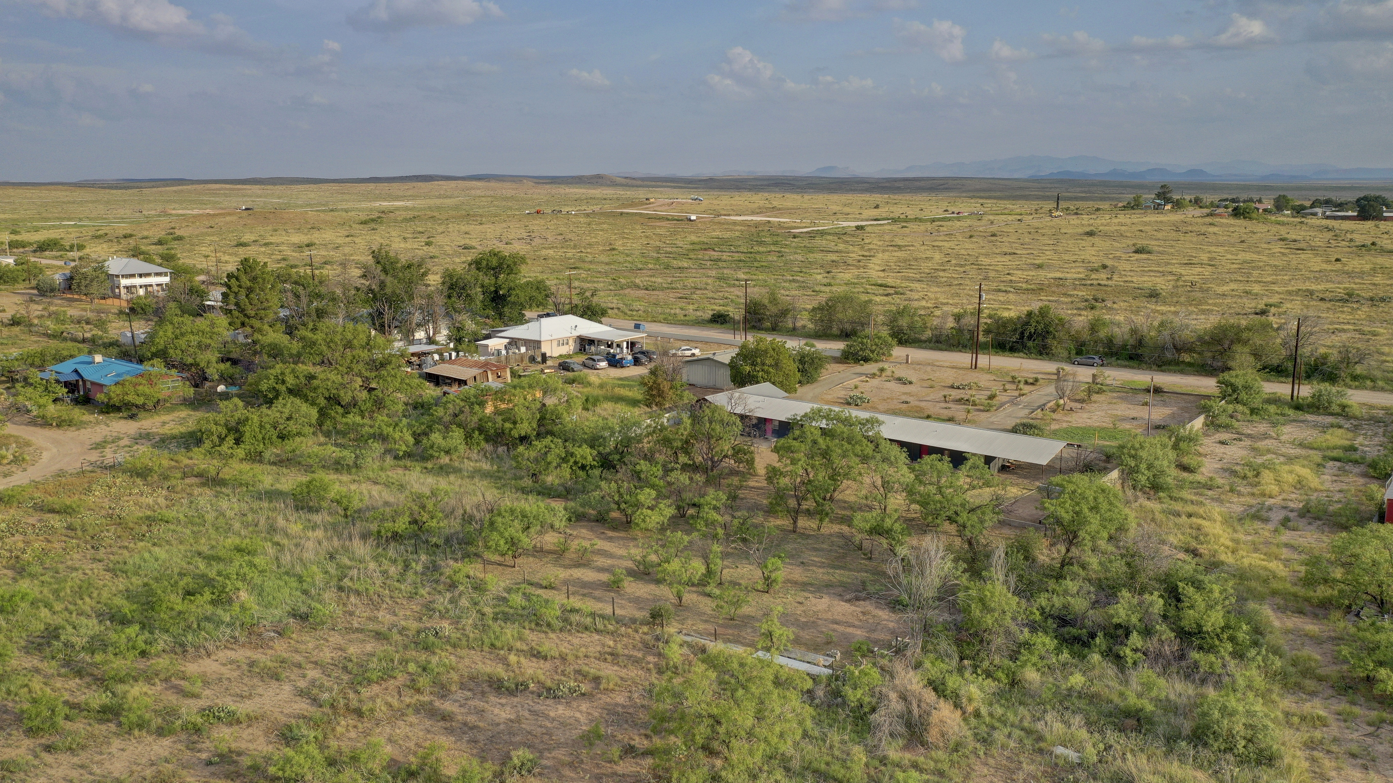  1011 West Washington Street, Marfa, TX 79843 - 物件實景