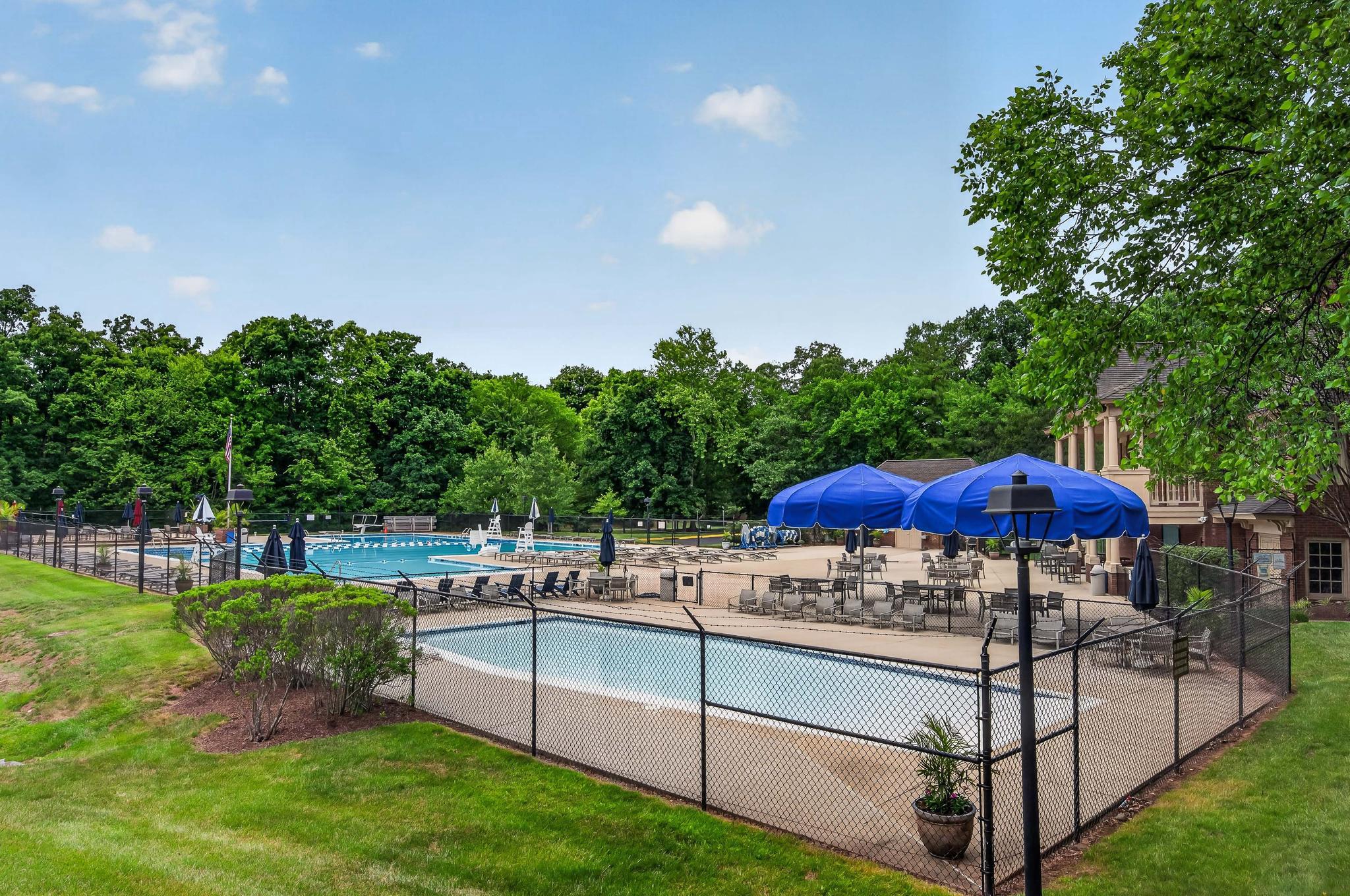  14349 Brookmere Drive, Centreville, VA, 20120 - 物件實景