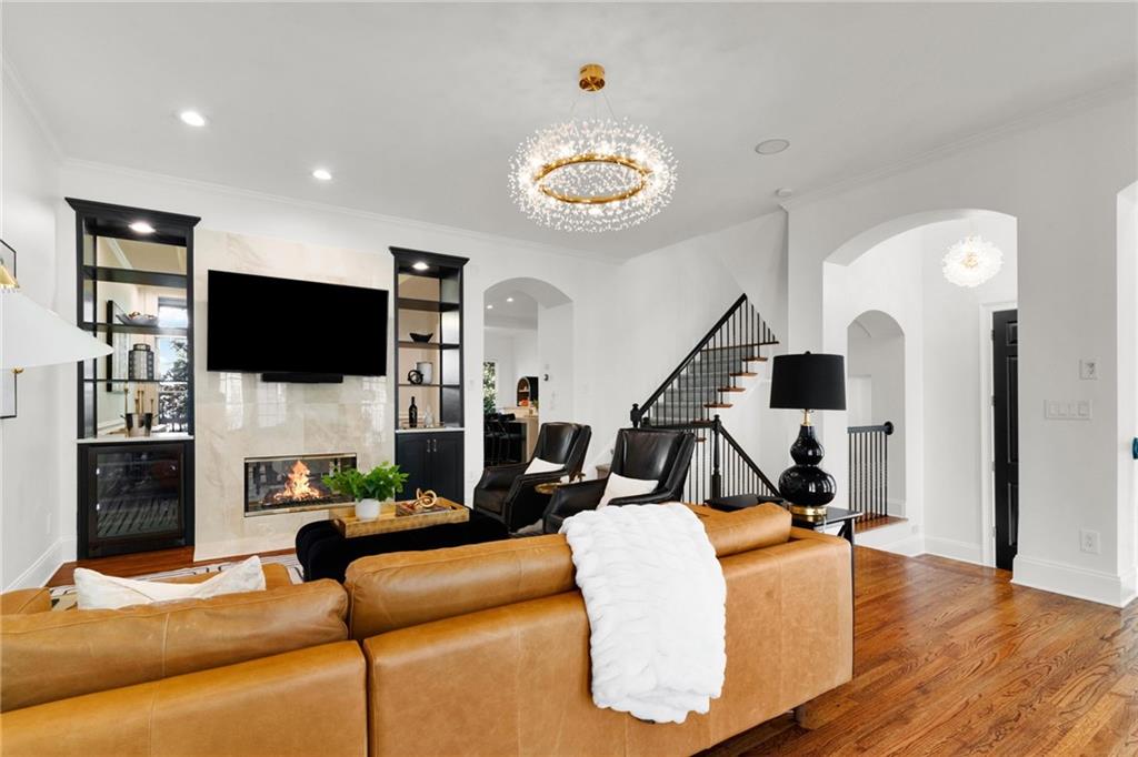 Atlanta, Georgia, 30328, United States, 3 Bedrooms Bedrooms, ,4 BathroomsBathrooms,Residential,For Sale,1994391