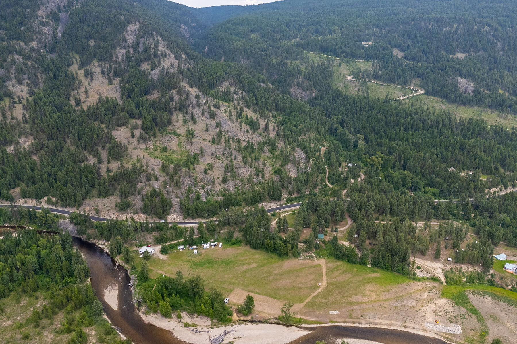  Kettle River Acreage - 物件實景