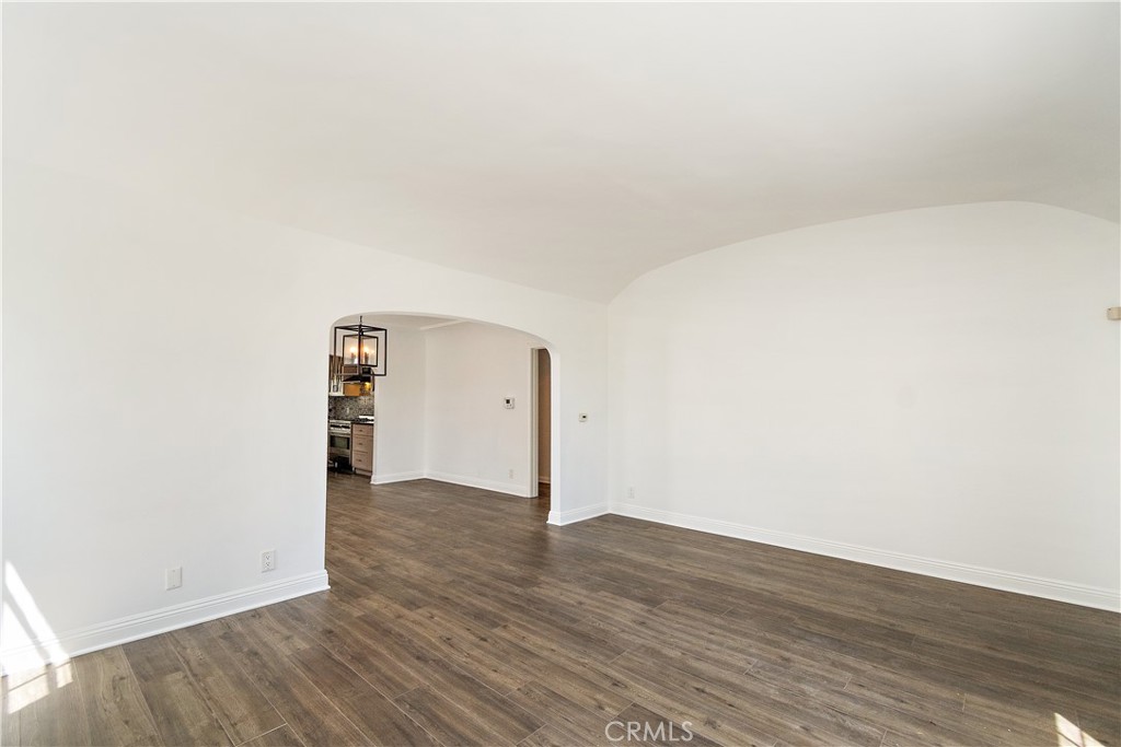 Los Angeles, California, 90019, United States, ,Residential,For Sale,1983742