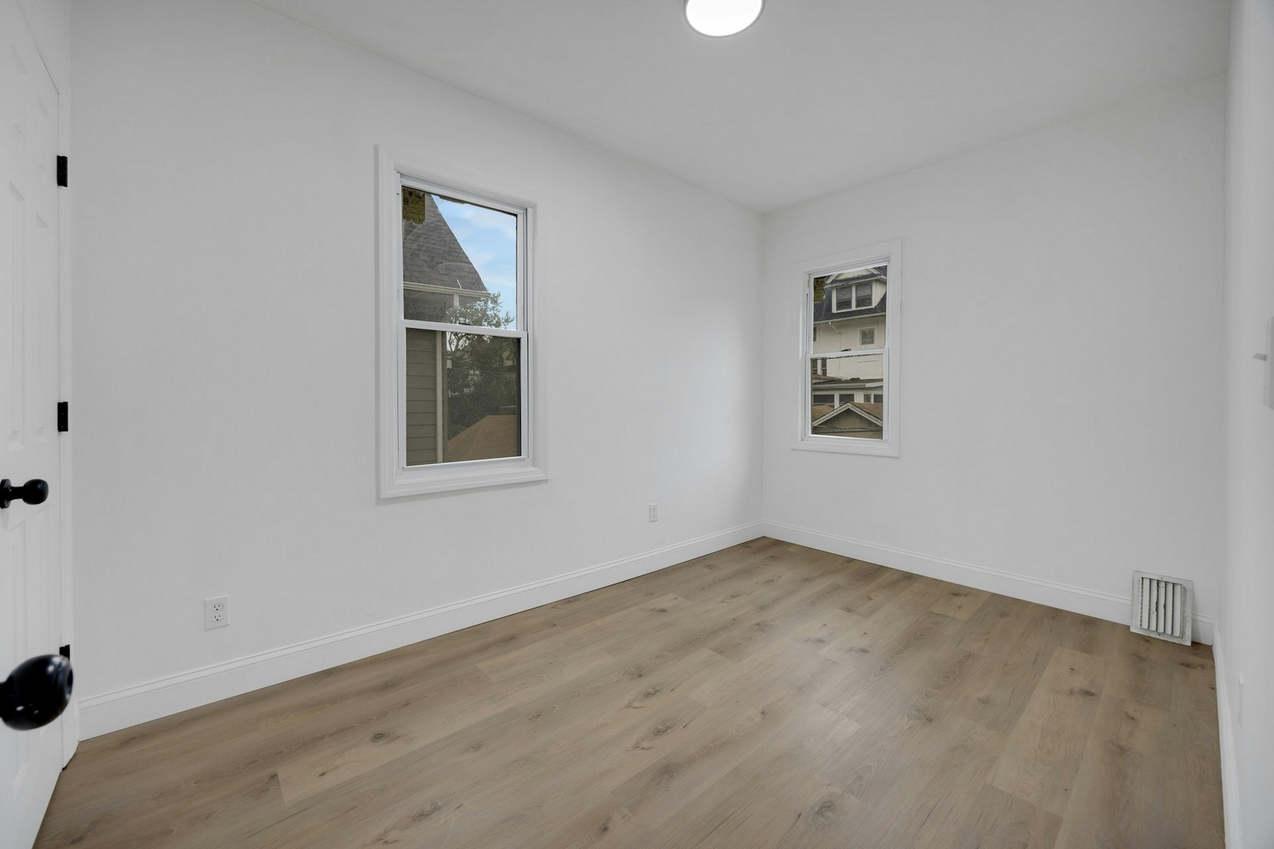  58-60 Ingraham Place, Newark, NJ 07108 - 物件實景