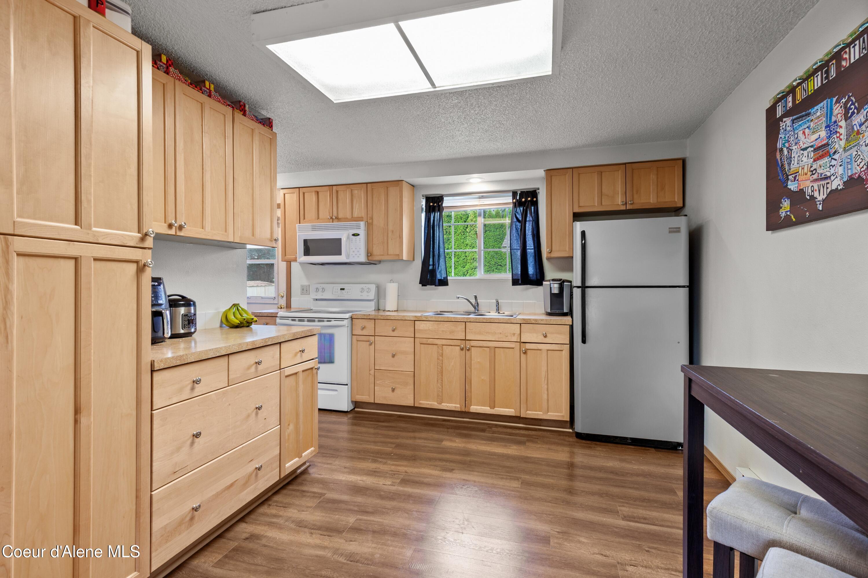 Coeur d'Alene, Idaho, 83814, United States, ,Residential,For Sale,1981076