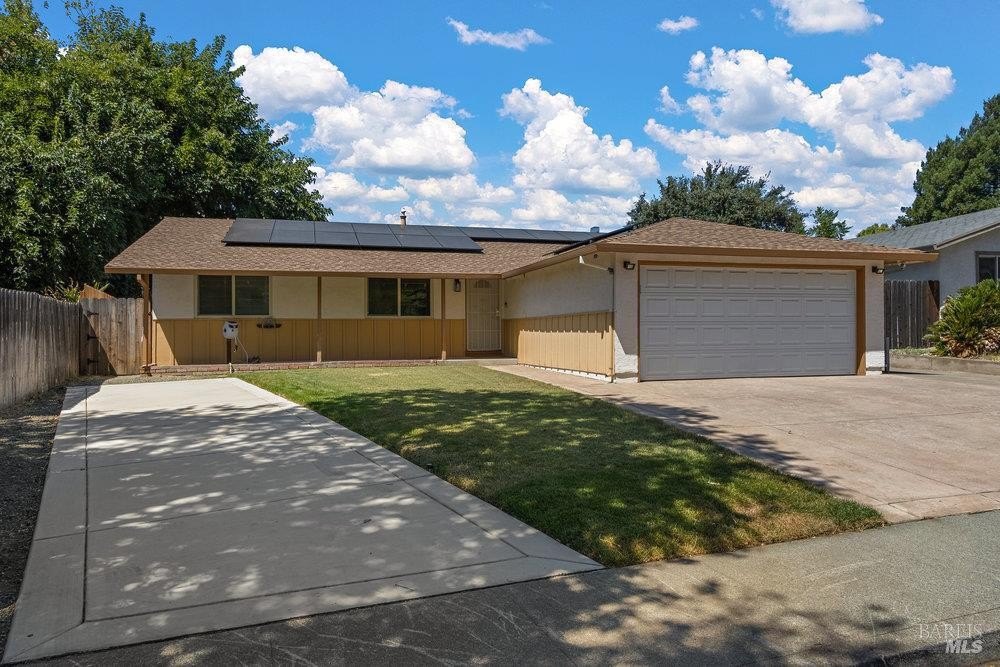 Vacaville, California, 95687, United States, 3 Bedrooms Bedrooms, ,2 BathroomsBathrooms,Residential,For Sale,1940351