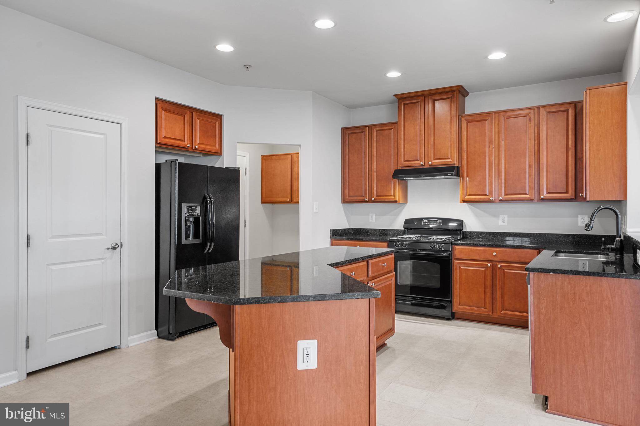 Waldorf, Maryland, 20602, United States, 4 Bedrooms Bedrooms, ,3 BathroomsBathrooms,Residential,For Sale,2001187