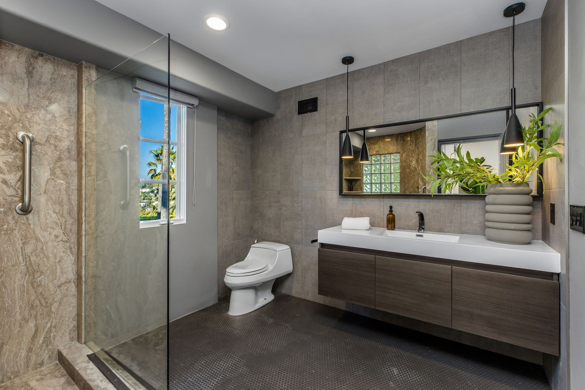  Romantic Spanish Retreat in Whitley Heights - 物件實景