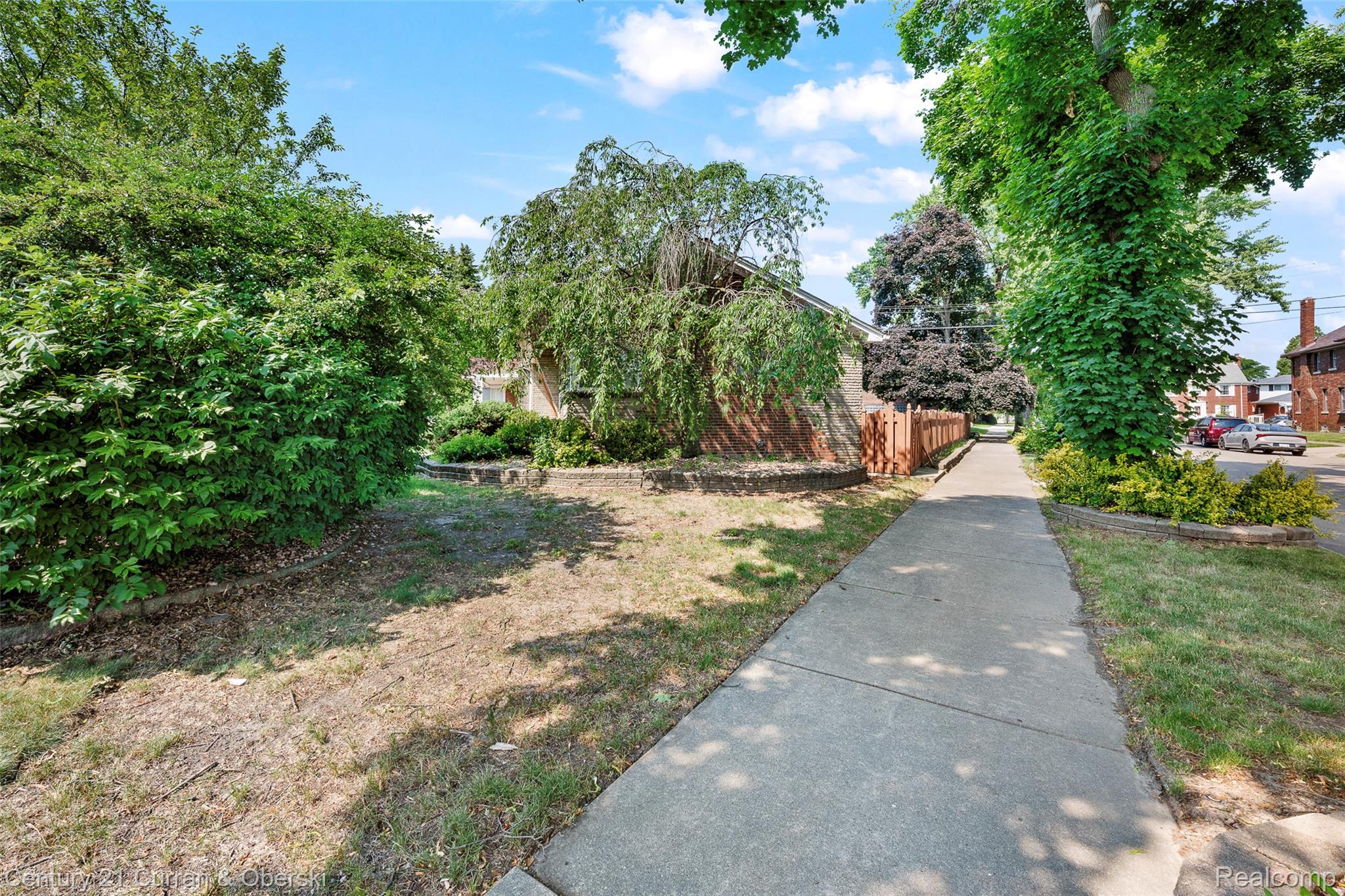 Dearborn, Michigan, 48126, United States, 3 Bedrooms Bedrooms, ,4 BathroomsBathrooms,Residential,For Sale,1979682