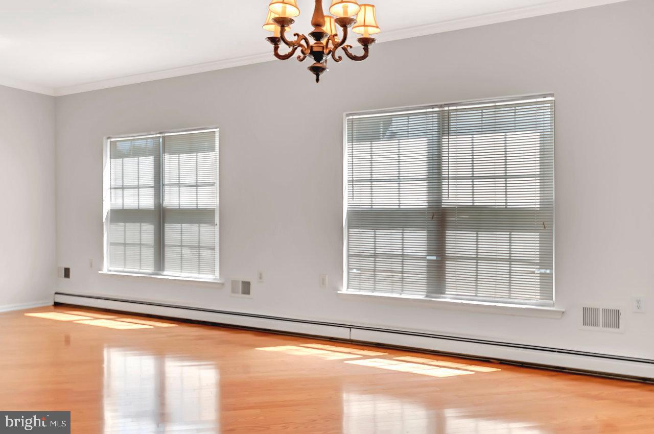West Windsor, New Jersey, 08550, United States, 2 Bedrooms Bedrooms, ,2 BathroomsBathrooms,Residential,For Sale,1906762