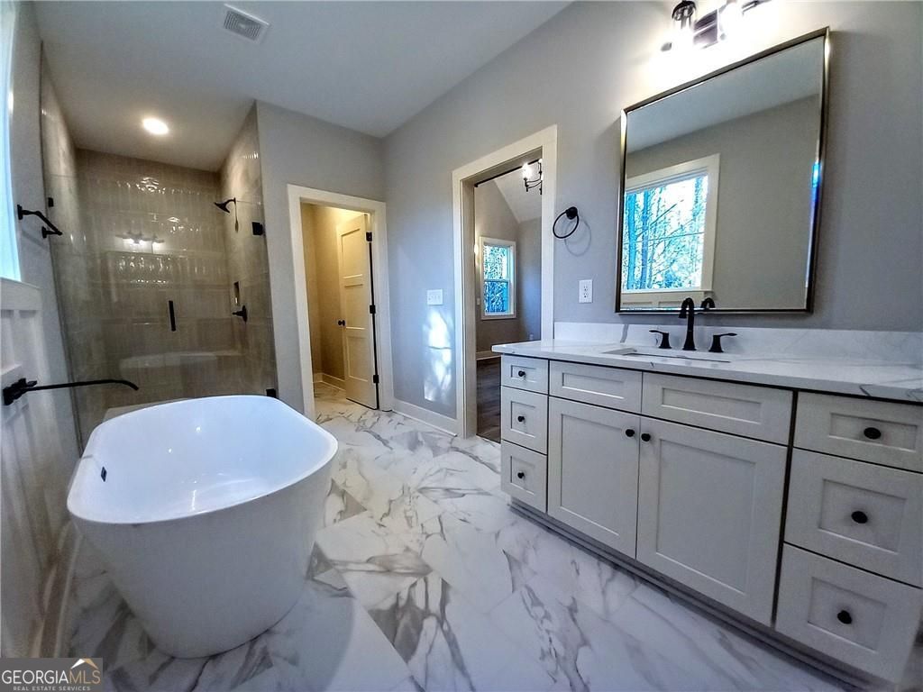 Temple, Georgia, 30179, United States, 4 Bedrooms Bedrooms, ,4 BathroomsBathrooms,Residential,For Sale,1858952