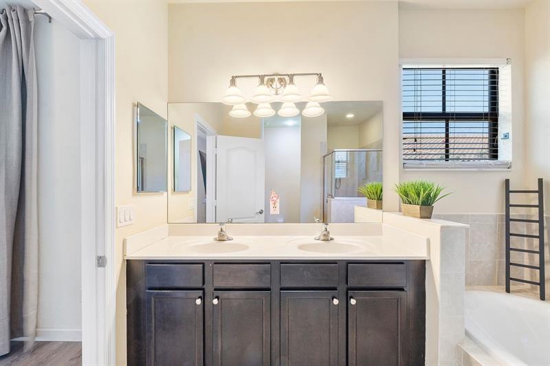 Parkland, Florida, 33076, United States, 3 Bedrooms Bedrooms, ,3 BathroomsBathrooms,Residential,For Sale,1819389