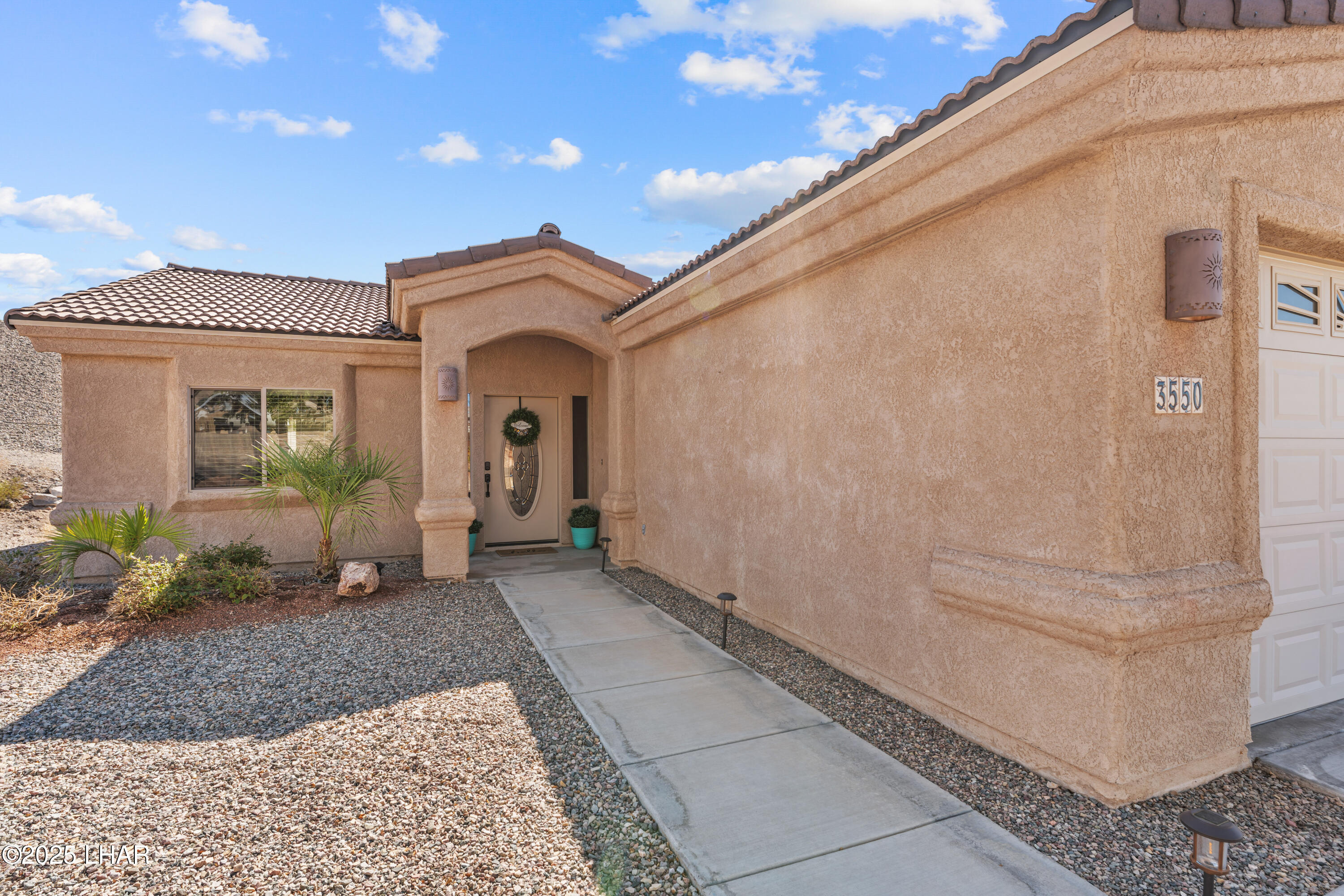 Lake Havasu City, Arizona, 86404, United States, 3 Bedrooms Bedrooms, ,1 BathroomBathrooms,Residential,For Sale,1967862