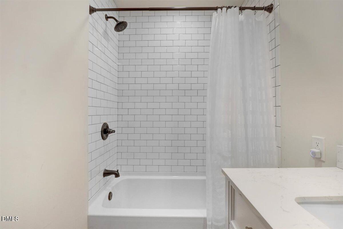 Durham, North Carolina, 27707, United States, 3 Bedrooms Bedrooms, ,2 BathroomsBathrooms,Residential,For Sale,1990361