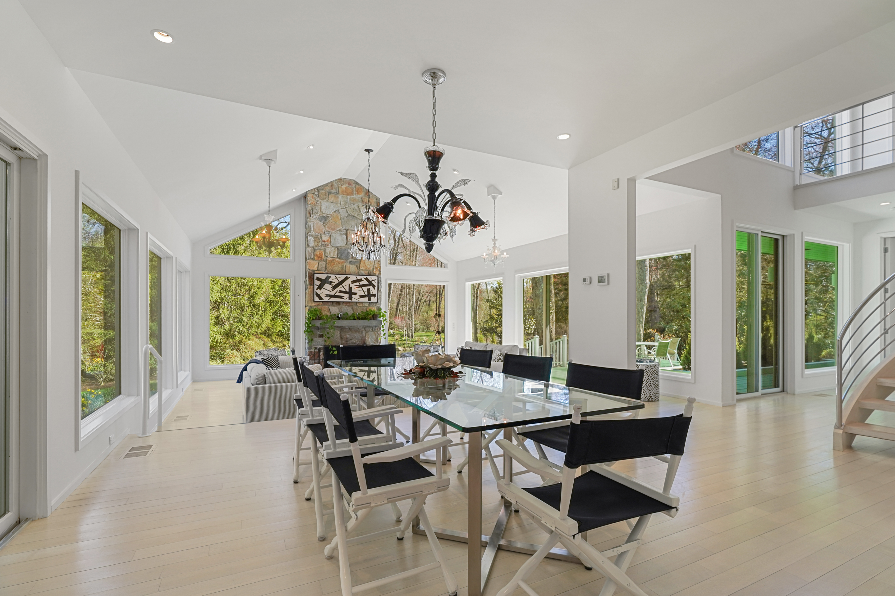  135 & 129 Zaccheus Mead Lane - 物件實景