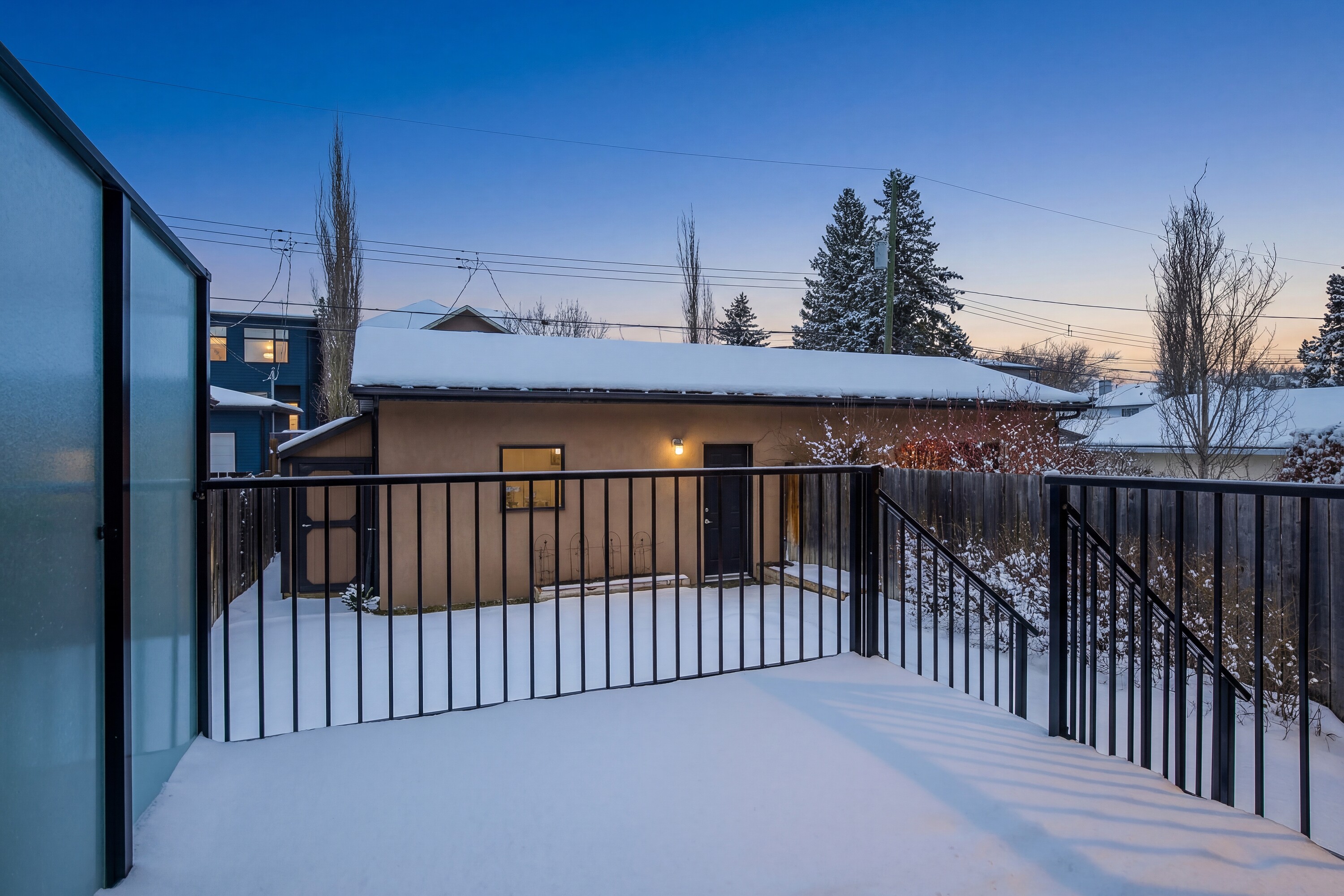  2040 46 Avenue SW, Calgary, AB - 物件實景