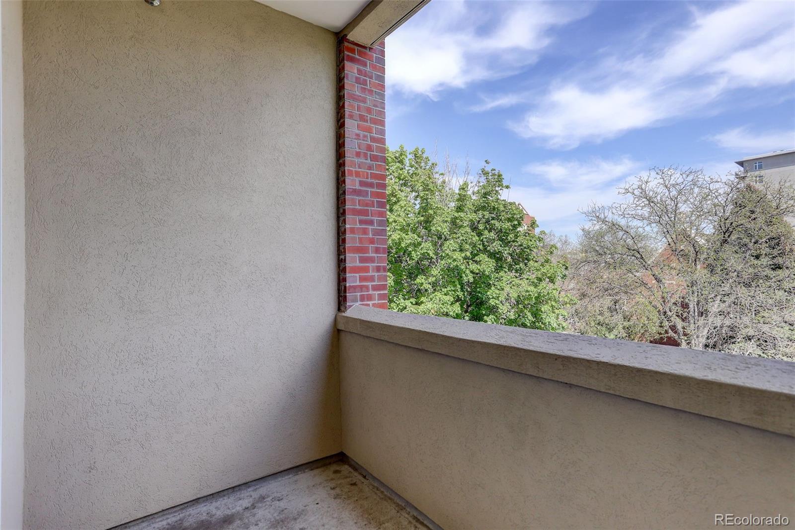 Denver, Colorado, 80210, United States, 2 Bedrooms Bedrooms, ,2 BathroomsBathrooms,Residential,For Sale,1805230