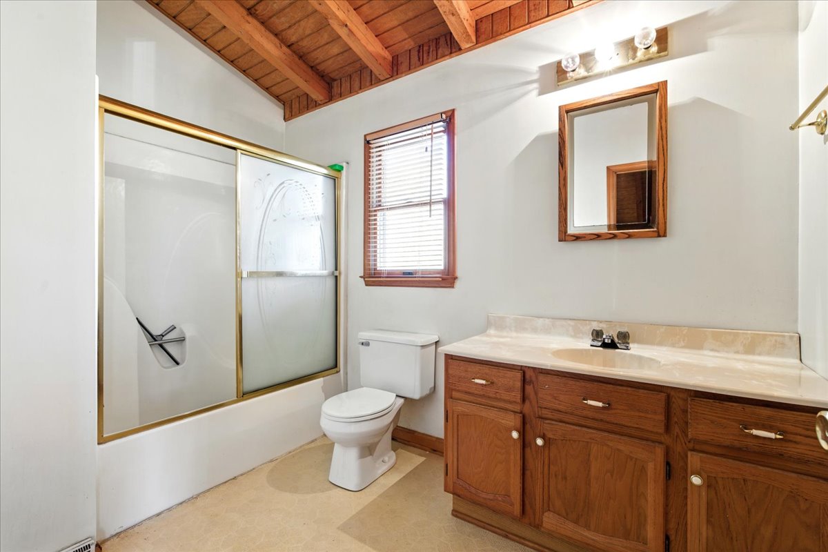 Pamplin, Virginia, 23958, United States, 3 Bedrooms Bedrooms, ,2 BathroomsBathrooms,Residential,For Sale,2007542