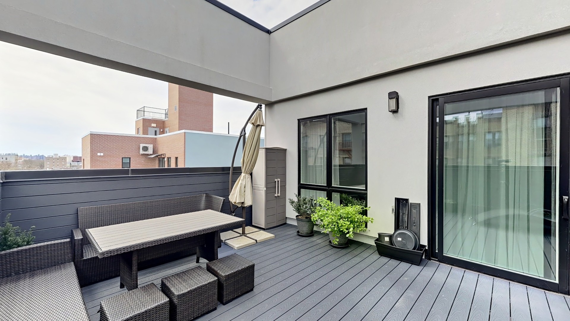 Brooklyn, New York, 11204, United States, 3 Bedrooms Bedrooms, ,Residential,For Sale,1895434