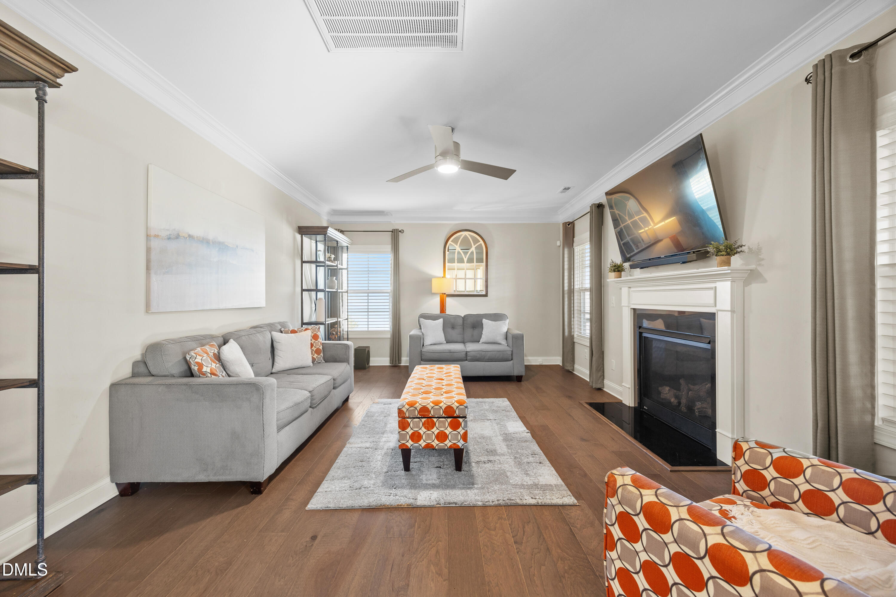 Fuquay Varina, North Carolina, 27526, United States, 5 Bedrooms Bedrooms, ,4 BathroomsBathrooms,Residential,For Sale,1990818