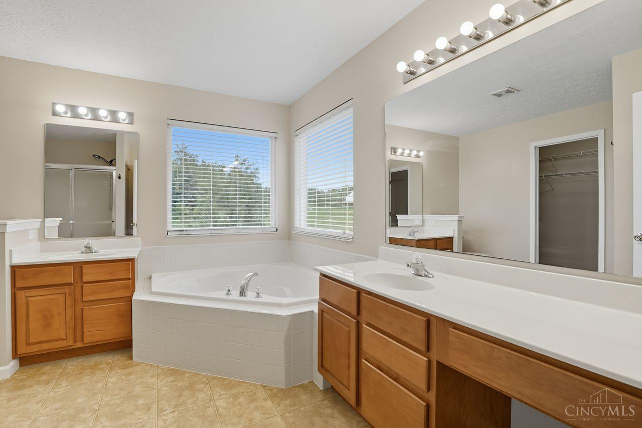 Liberty Twp, Ohio, 45011, United States, 4 Bedrooms Bedrooms, ,3 BathroomsBathrooms,Residential,For Sale,1961046