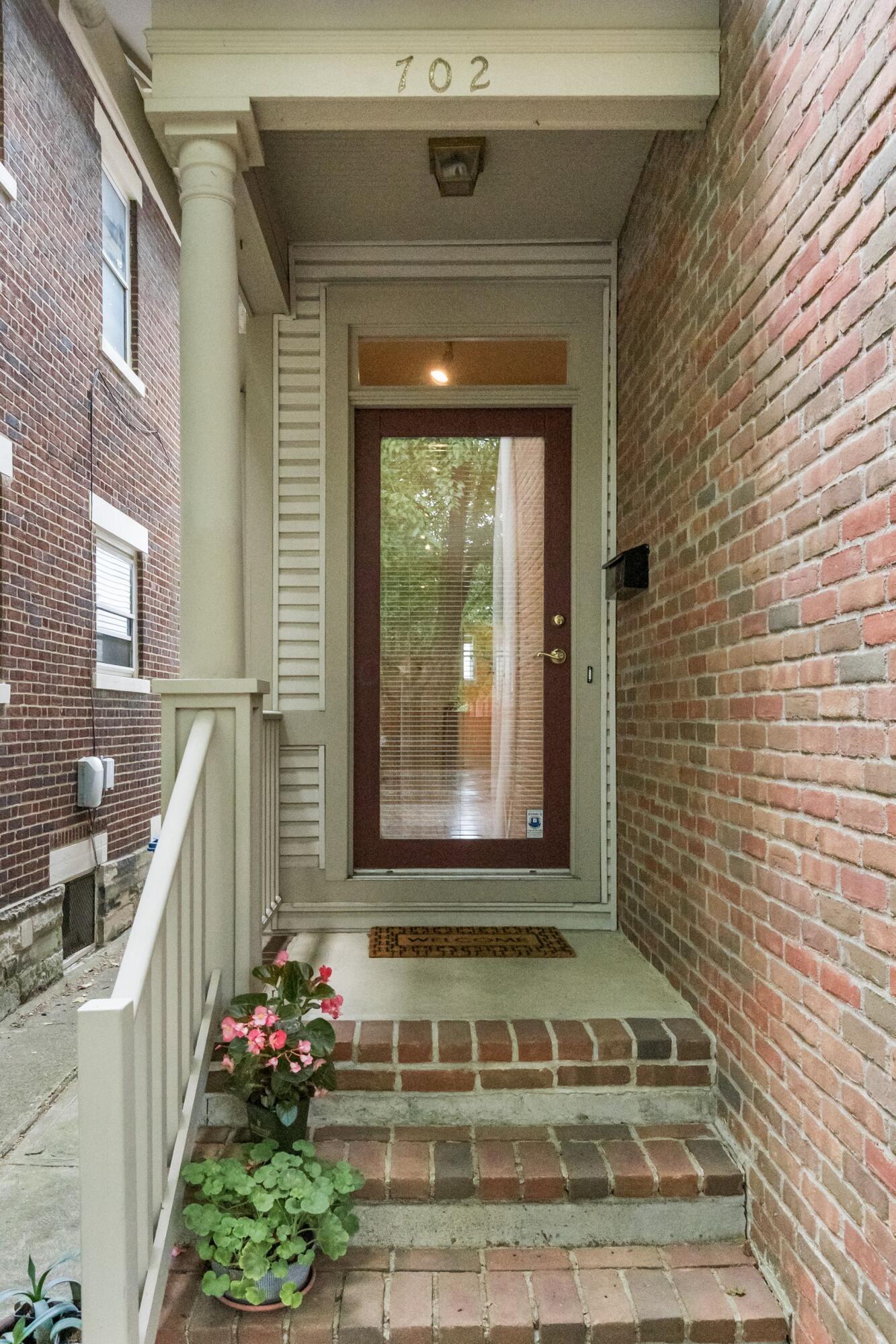 Columbus, Ohio, 43206, United States, 2 Bedrooms Bedrooms, ,3 BathroomsBathrooms,Residential,For Sale,1874605