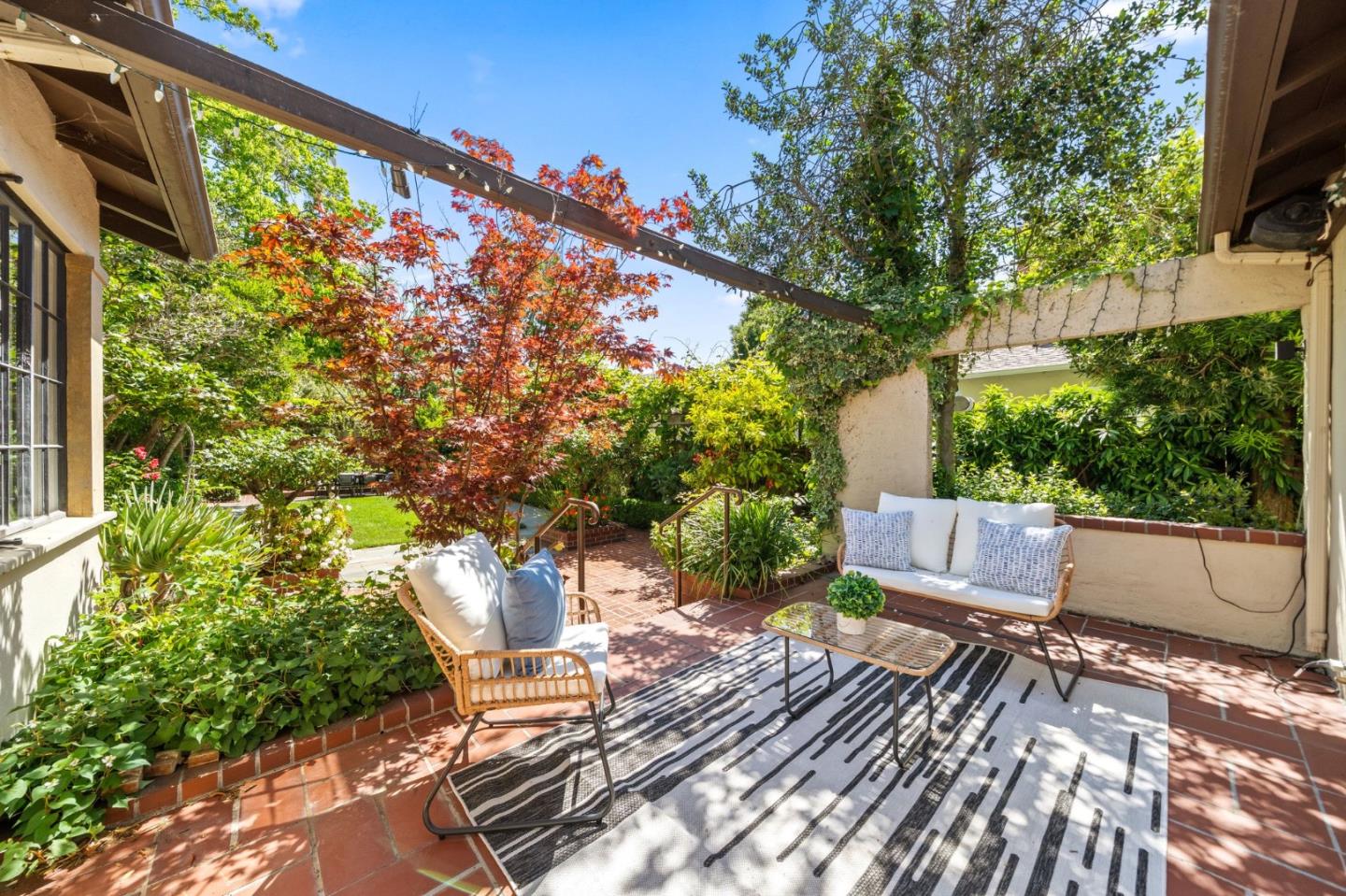 Palo Alto, California, 94301, United States, 4 Bedrooms Bedrooms, ,4 BathroomsBathrooms,Residential,For Sale,1837921