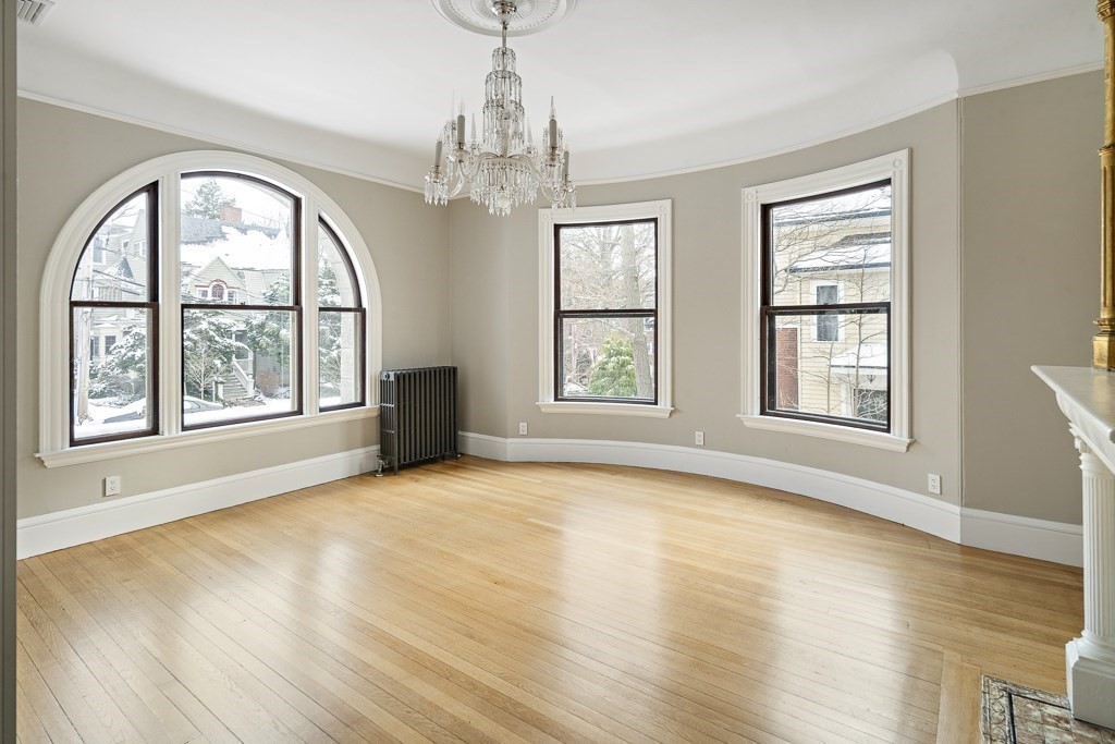 Cambridge, Massachusetts, 02140, United States, 6 Bedrooms Bedrooms, ,6 BathroomsBathrooms,Residential,For Sale,1840566