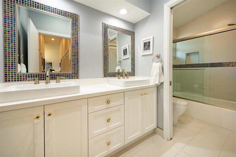 Plantation, Florida, 33324, United States, 4 Bedrooms Bedrooms, ,3 BathroomsBathrooms,Residential,For Sale,1987783