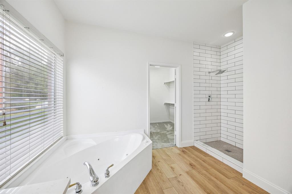 Plano, Texas, 75074, United States, 5 Bedrooms Bedrooms, ,4 BathroomsBathrooms,Residential,For Sale,1956892