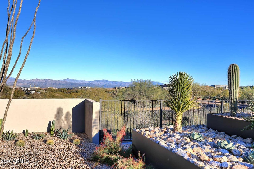 Scottsdale, Arizona, 85255, United States, 3 Bedrooms Bedrooms, ,Residential,For Sale,2009279