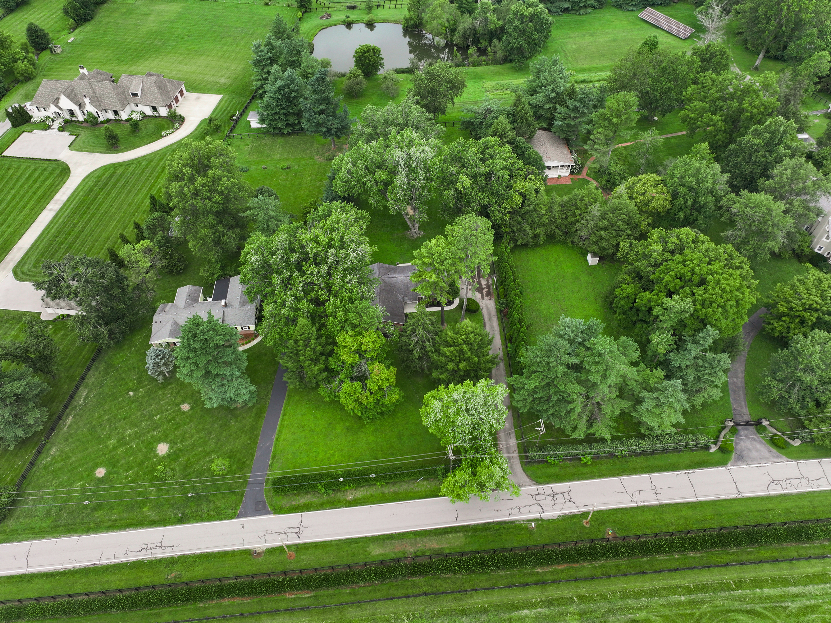  855 Walnut Hill Road - 物件實景