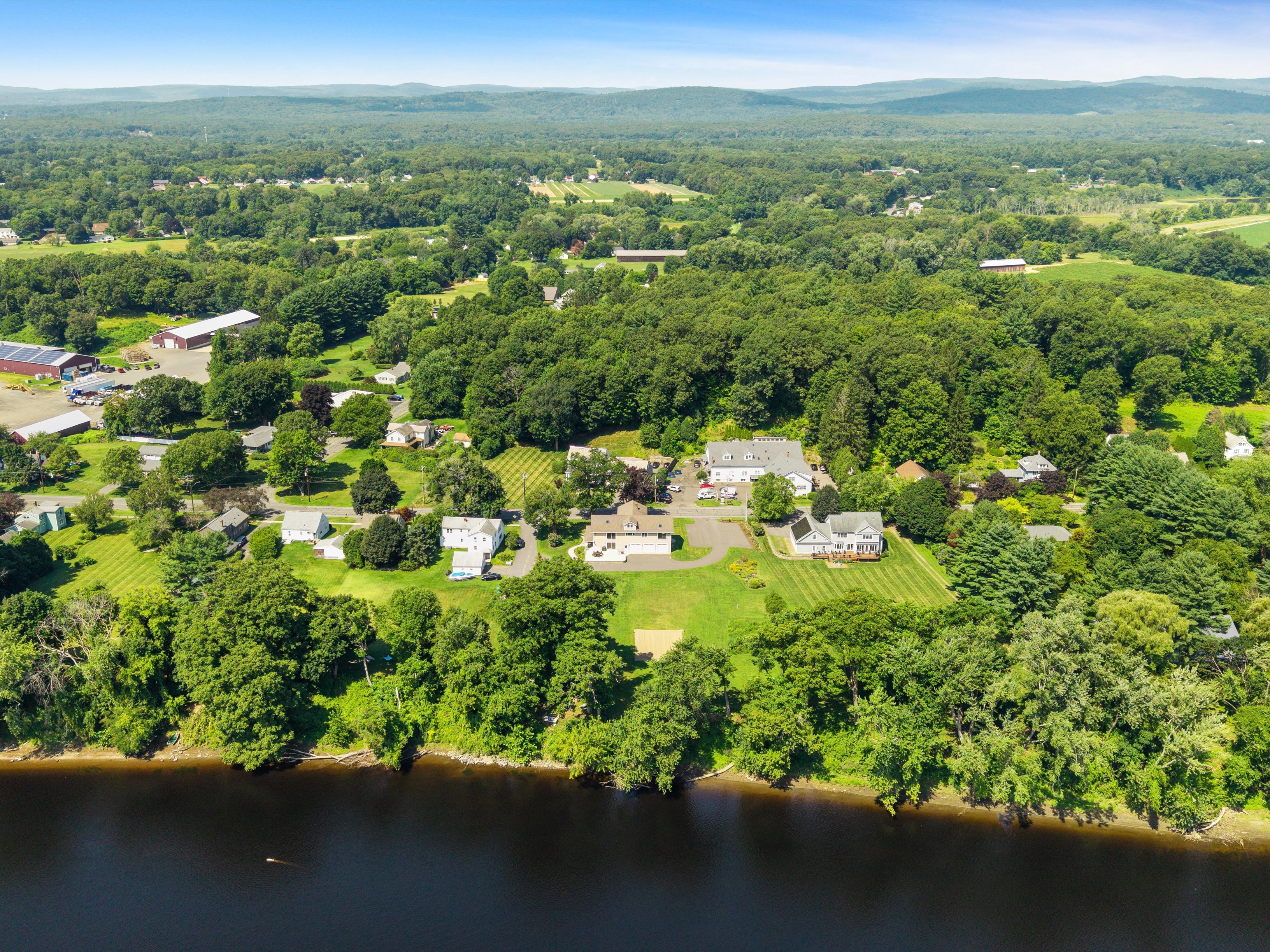  Connecticut River Farmhouse - 物件實景