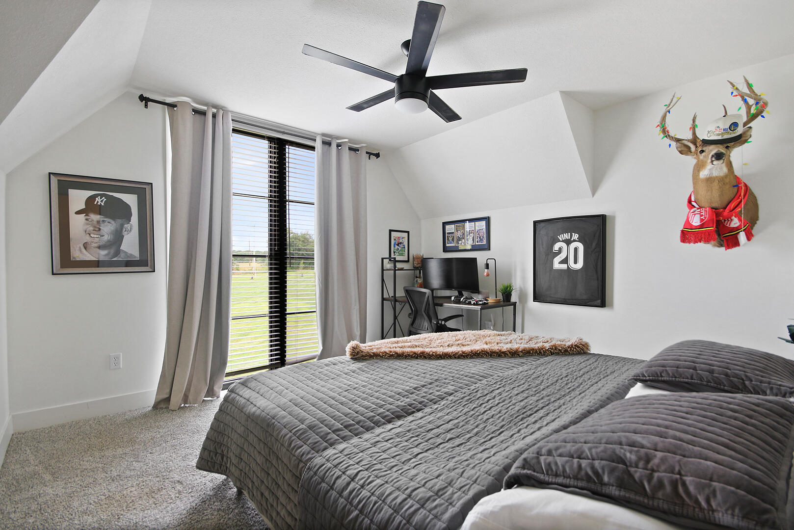COLUMBIA, Missouri, 65202, United States, 5 Bedrooms Bedrooms, ,5 BathroomsBathrooms,Residential,For Sale,2019373