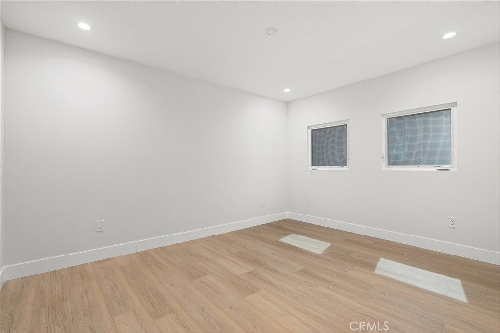 Encino, California, 91316, United States, 4 Bedrooms Bedrooms, ,3 BathroomsBathrooms,Residential,For Sale,1906863