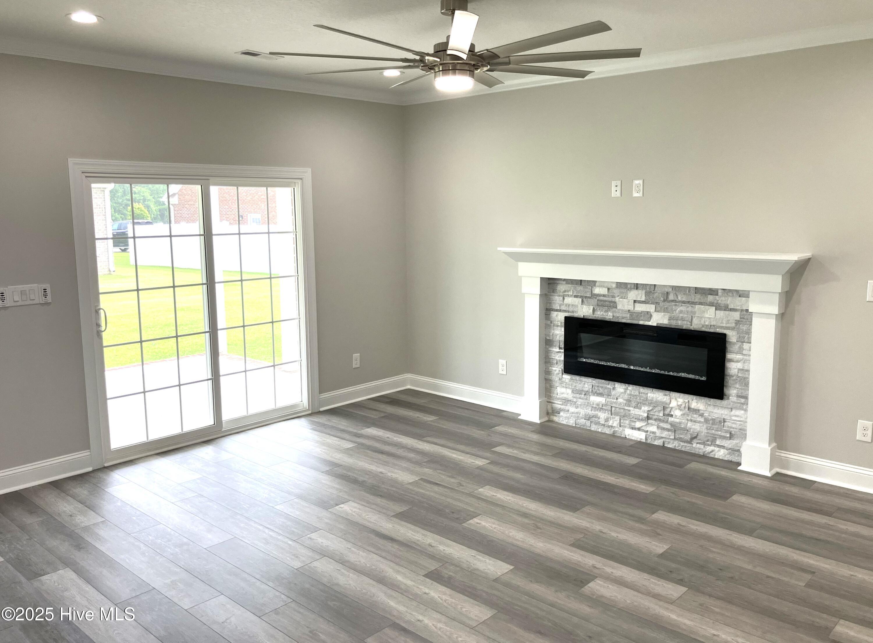 Jacksonville, North Carolina, 28546, United States, 5 Bedrooms Bedrooms, ,3 BathroomsBathrooms,Residential,For Sale,1980601