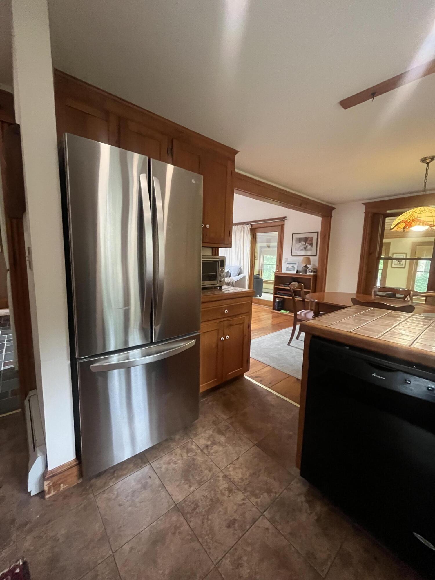 Kennebunk, Maine, 04043, United States, 3 Bedrooms Bedrooms, ,2 BathroomsBathrooms,Residential,For Sale,1891376
