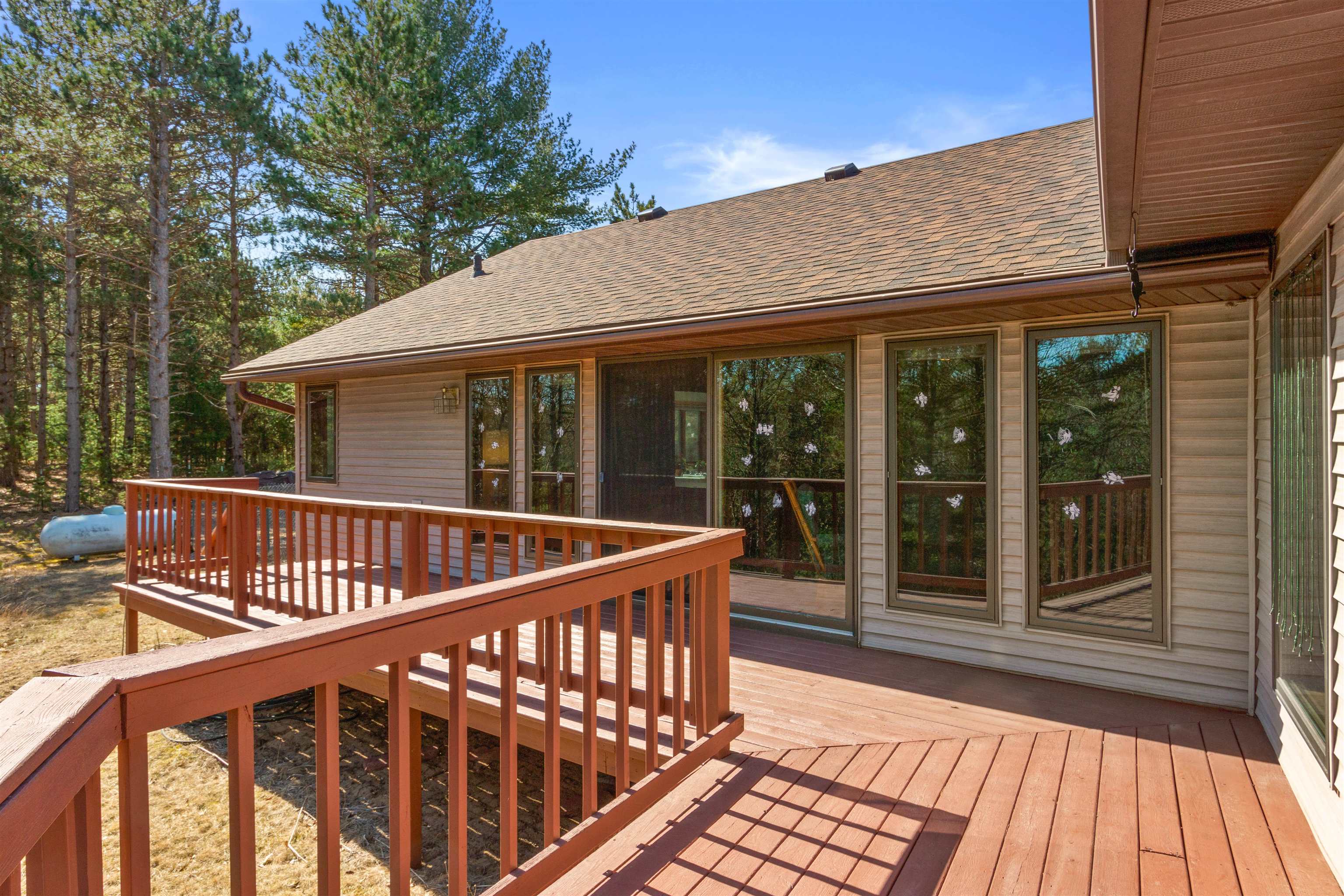 HANCOCK, Wisconsin, 54943, United States, 4 Bedrooms Bedrooms, ,3 BathroomsBathrooms,Residential,For Sale,1805423
