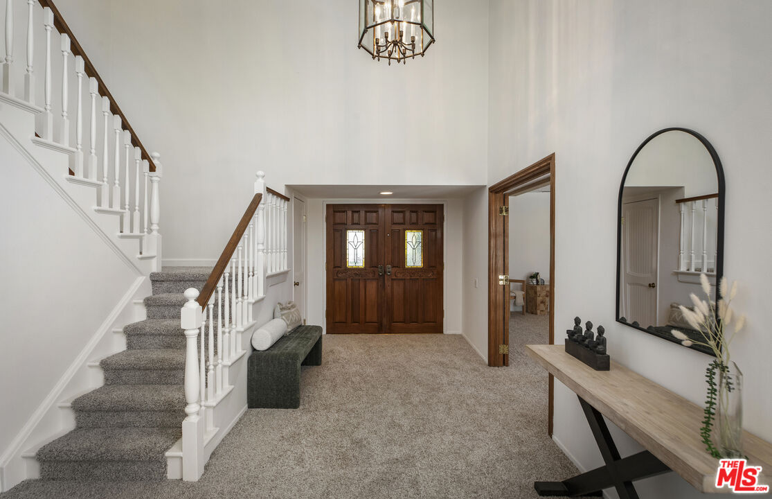 Los Angeles, California, 90027, United States, 4 Bedrooms Bedrooms, ,4 BathroomsBathrooms,Residential,For Sale,1918176