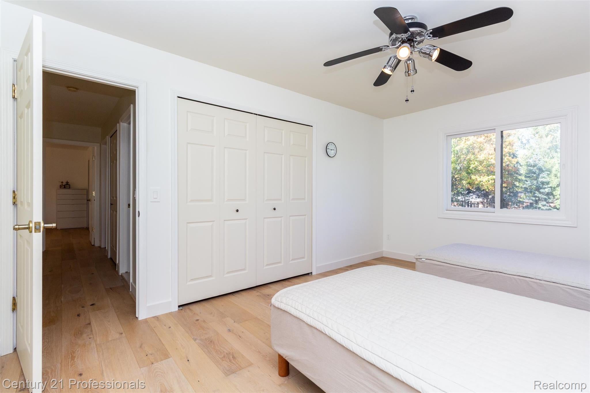 Troy, Michigan, 48084, United States, 4 Bedrooms Bedrooms, ,3 BathroomsBathrooms,Residential,For Sale,1976121