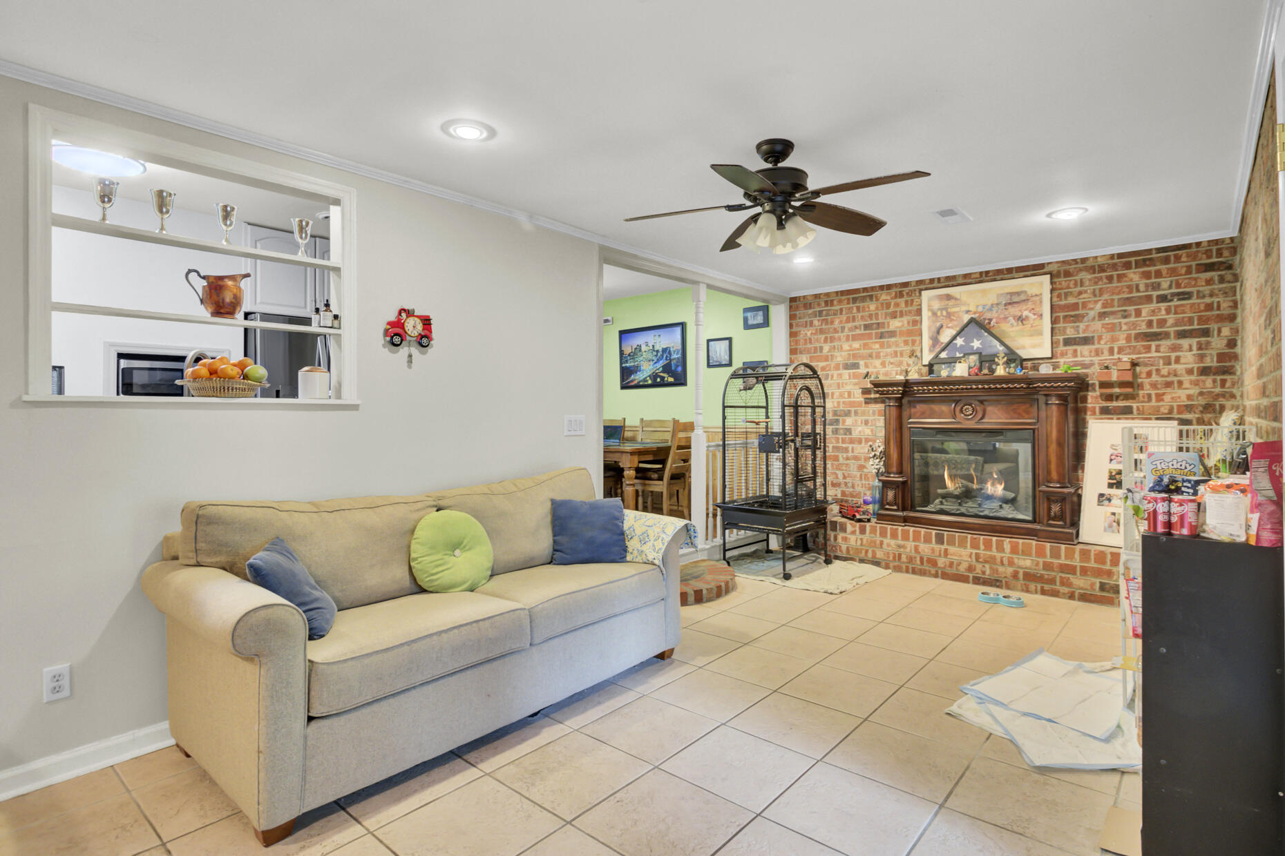 Charleston, South Carolina, 29407, United States, 4 Bedrooms Bedrooms, ,2 BathroomsBathrooms,Residential,For Sale,1950272