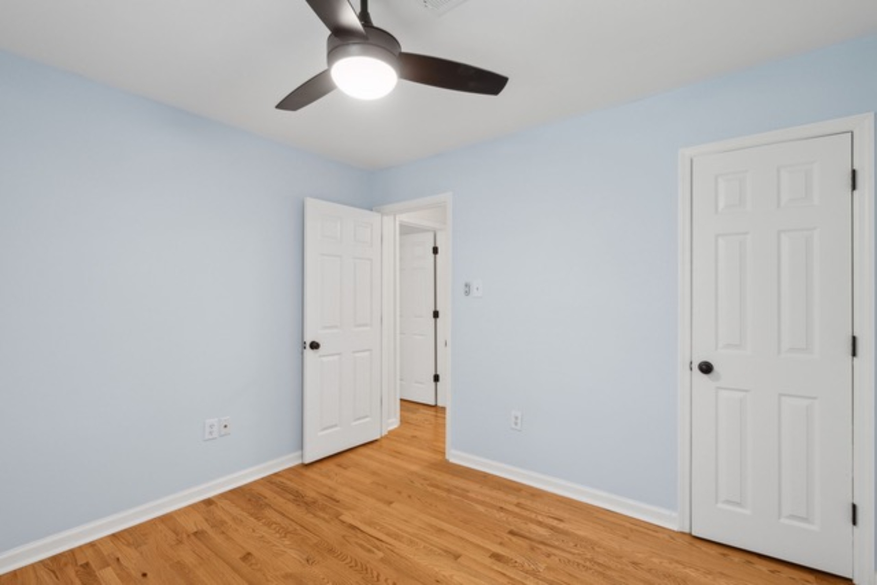  415 Parkdale Drive 8E - 物件實景