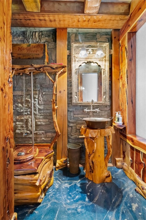 Eureka Springs, Arkansas, 72631, United States, ,Residential,For Sale,1837685