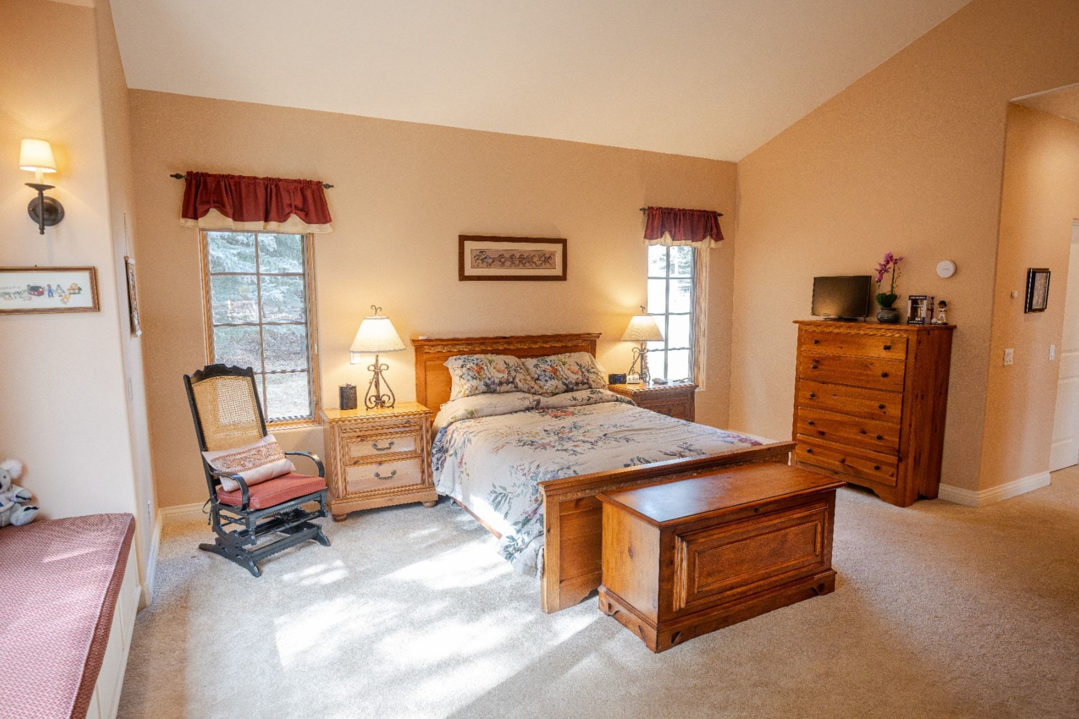  Beautiful Spacious Home, Privacy On 1.29 Acres - 物件實景