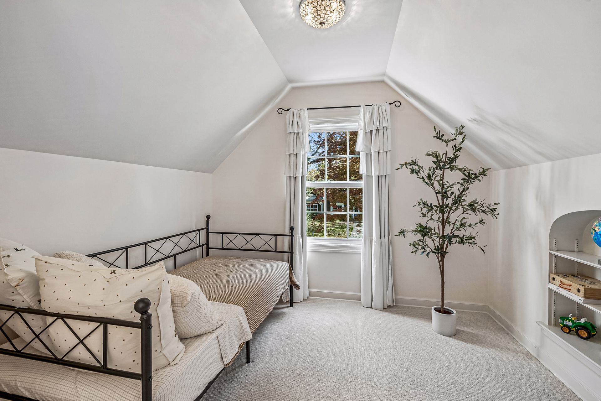 Modern Comfort in a Classic Edina Setting - 物件實景