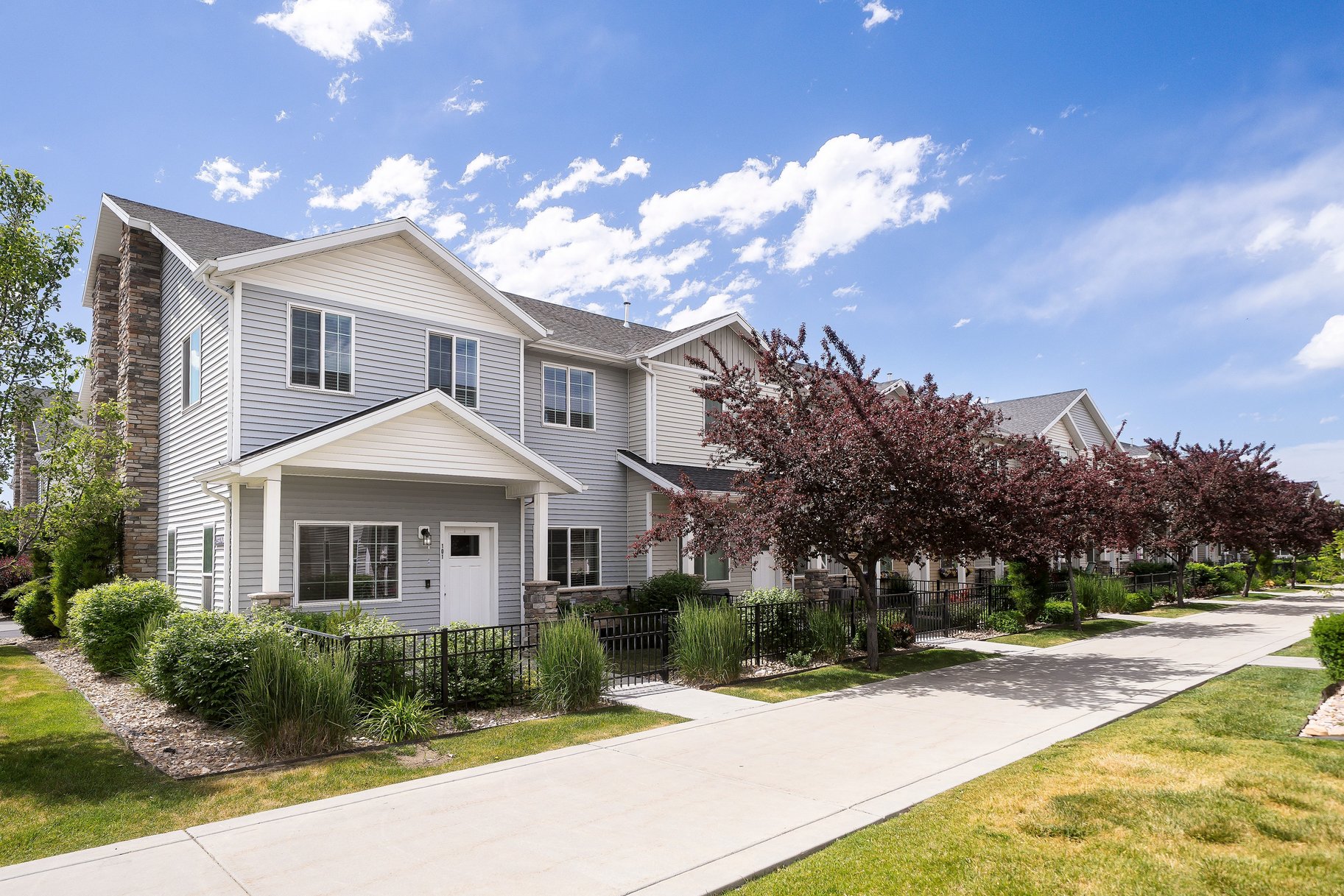  Charming, Very Clean End Unit Townhome in Logan - 物件實景