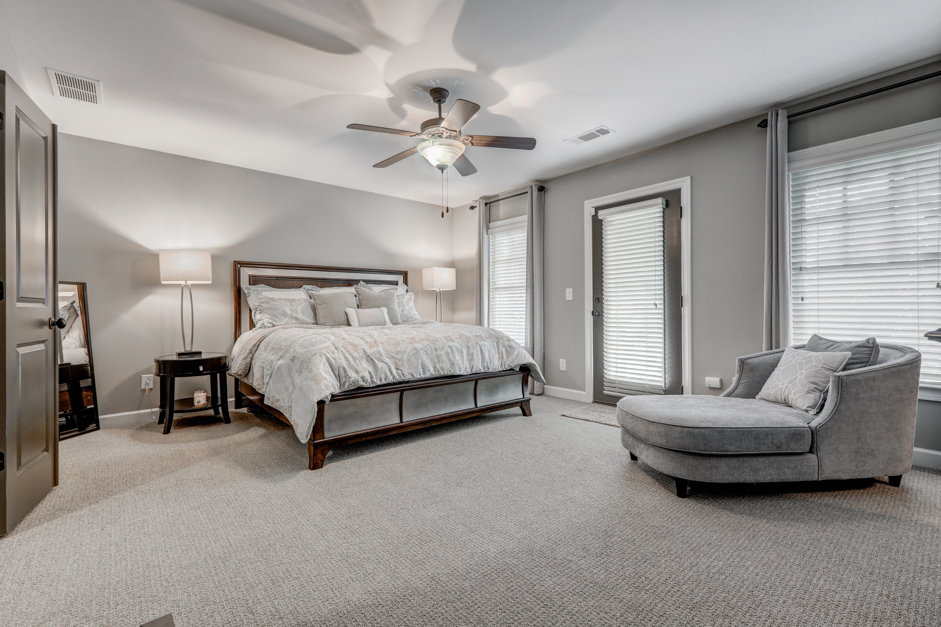  Exceptional End Unit Townhome in a Prime Smyrna Location - 物件實景