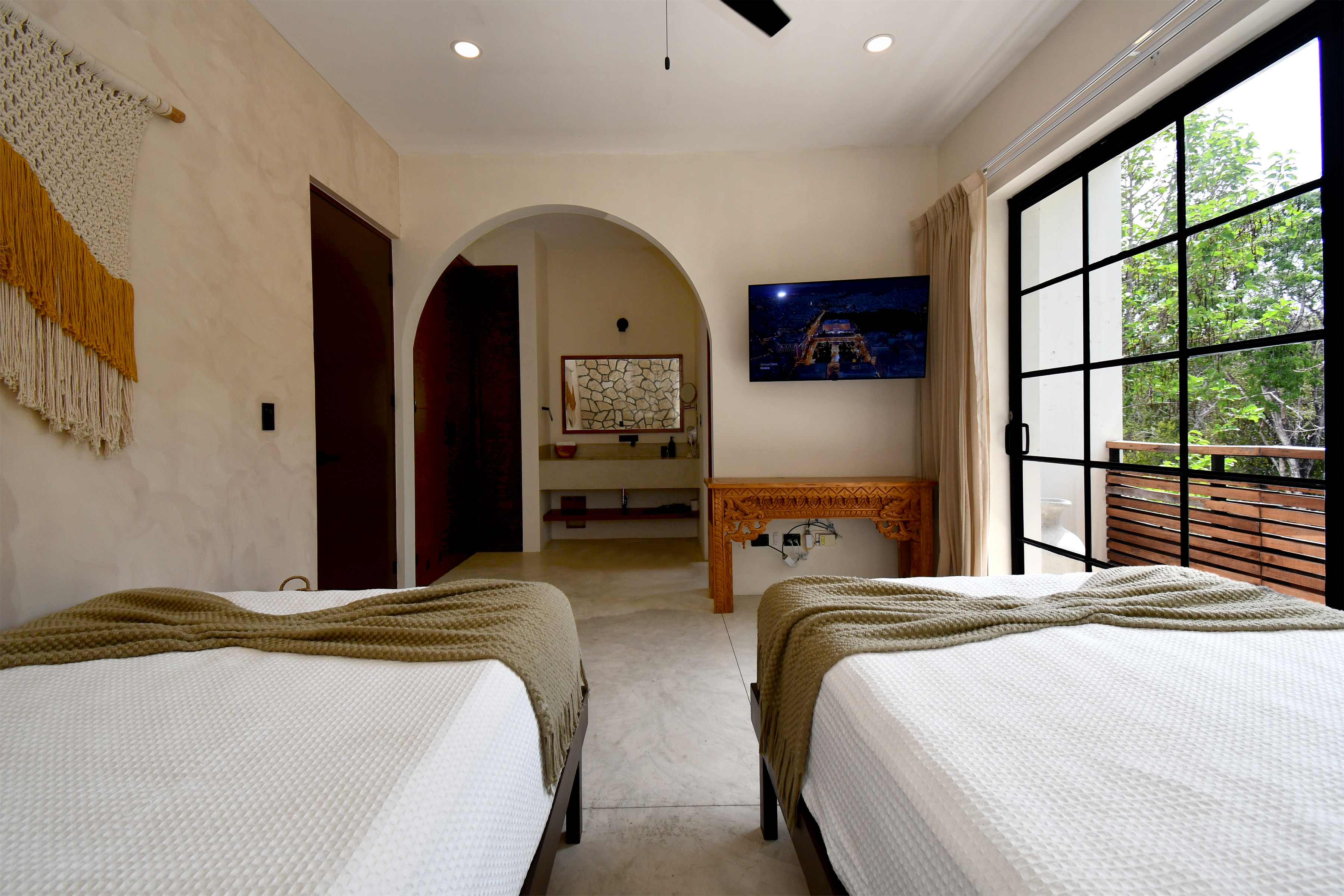  Casa Piedra  3-Bedroom Townhouse – One Lock-Off - 物件實景